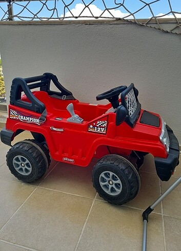Pilsan akülü jeep
