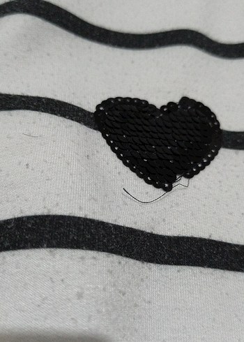 Diğer Kız Çocuk Gri Nakışlı Fırfırlı Sweatshirt