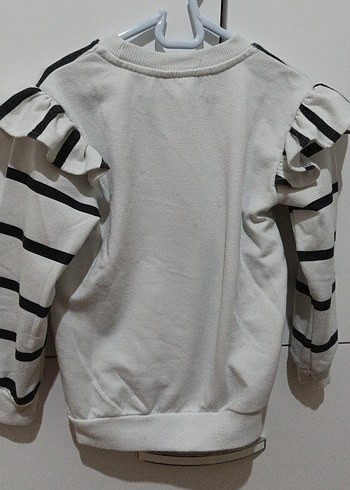 24-36 Ay Beden beyaz Renk Kız Çocuk Gri Nakışlı Fırfırlı Sweatshirt