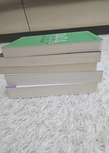 Meltem Güner 5 Kitap Seti - Roman ve Deneme - Görsel 3