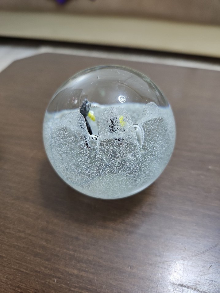 Renkli Penguen Figürlü Cam Küre - Görsel 2