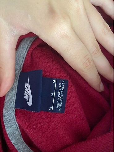 m Beden bordo Renk Nike sweat
