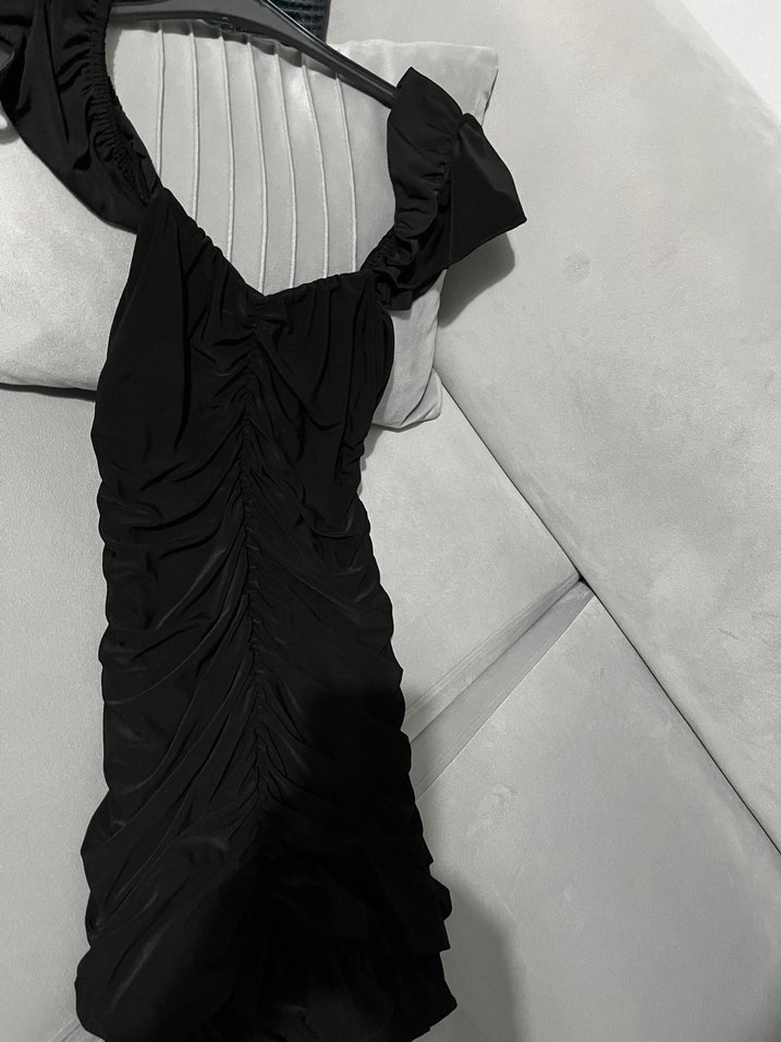 Siyah Drapeli V Yaka Gotik Abiye Elbise - Görsel 2
