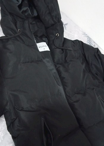 Siyah Fermuarlı Kadın Kışlık mont - Görsel 2