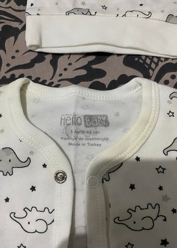 Bebek Erkek Uzun Kollu Baskılı Tulum ve Şapka - Görsel 2