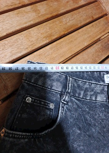 Gri siyah Salaş Mini Denim Şort - Görsel 3