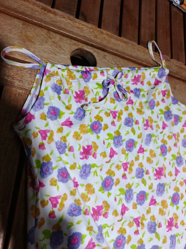 Çiçek Desenli  Gecelik - Görsel 3