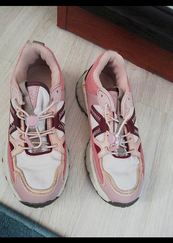 31 Beden Zara Spor Ayakkabı