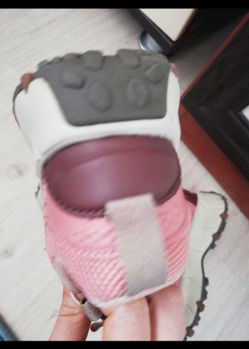 31 Beden pembe Renk Zara Spor Ayakkabı