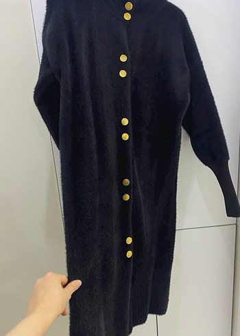 Angora Düğmeli Siyah Kadın Uzun Kaban - Görsel 2