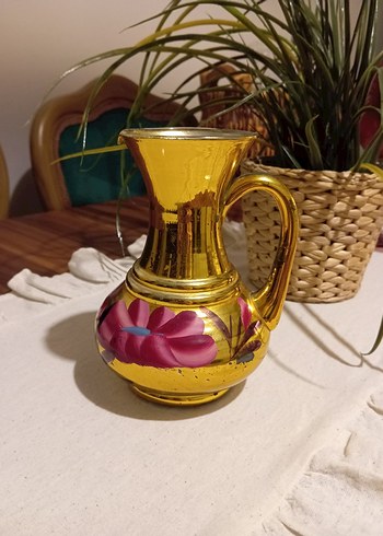 Altın Renkli Çiçek Desenli Vazo - Görsel 2