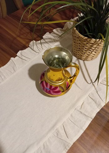 Altın Renkli Çiçek Desenli Vazo - Görsel 3