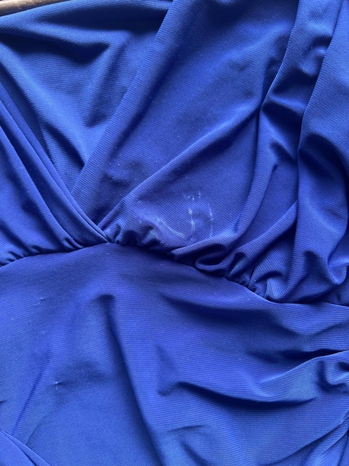 Mavi V Yakalı Uzun Kollu Drapeli Bluz - Görsel 2