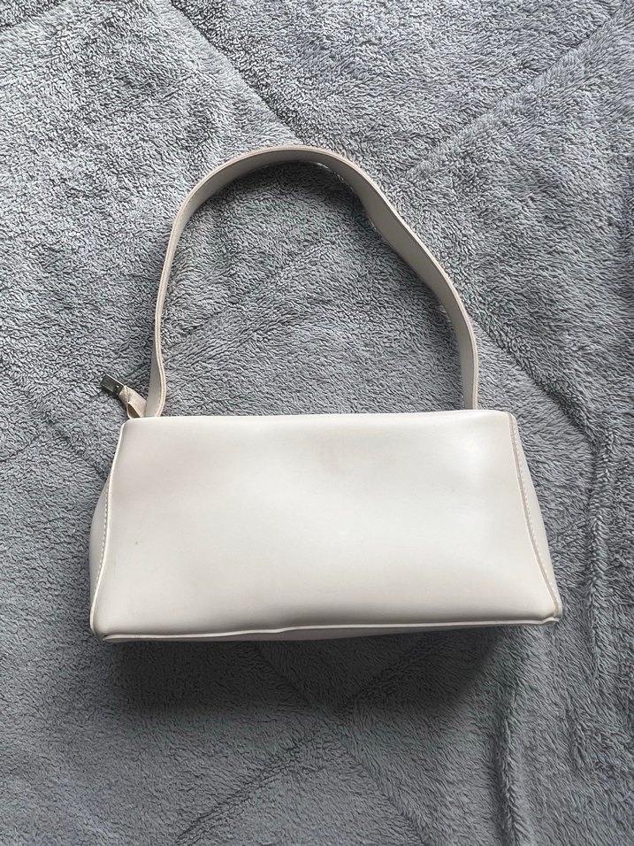 Minimalist Beyaz Deri Kadın Çanta - Görsel 2