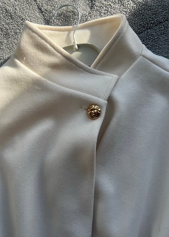 Kemerli Beyaz Midi Kadın Panço - Görsel 2