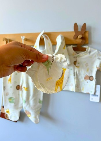 Erkek bebek Safari desenli 5li hastane çıkışı takım - Görsel 3