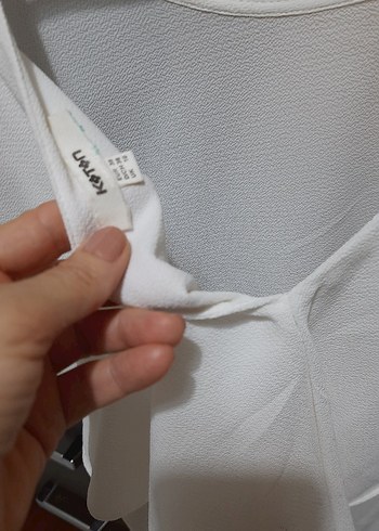 38 Beden Beyaz Kadın Kısa Kollu Volanlı Bluz