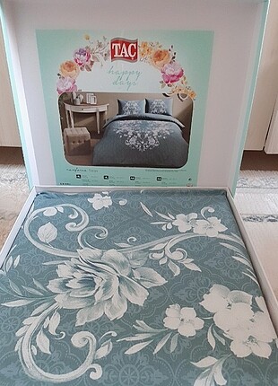 Taç cift kişilik nevresim takımı. 