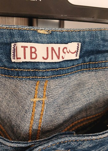 Kadın Mavi Denim Bol Kesim Kemerli Jean - Görsel 4