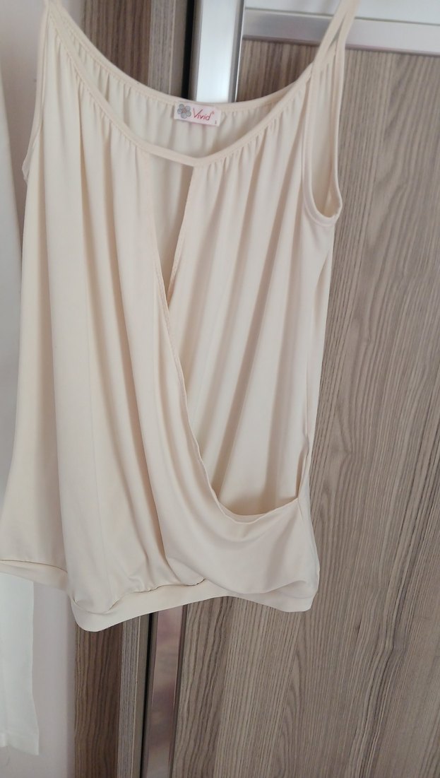 Bej Drapeli Askılı Mini Bluz - Görsel 4