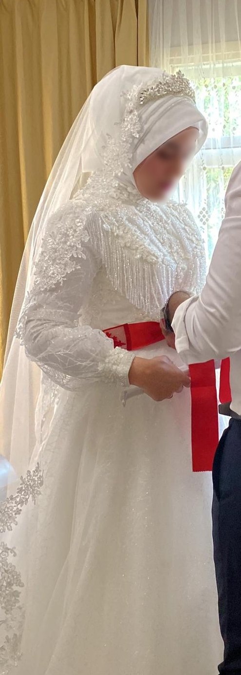 Kırık beyaz Pliseli hazır türban - Görsel 2