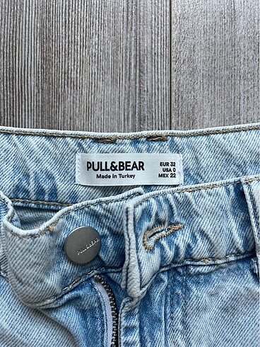 32 Beden mavi Renk Pull&Bear Şort