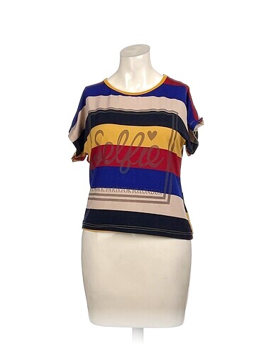 PreLoved T-shirt %70 İndirimli.