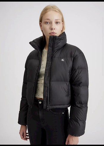 Calvin Klein Siyah Crop Mont