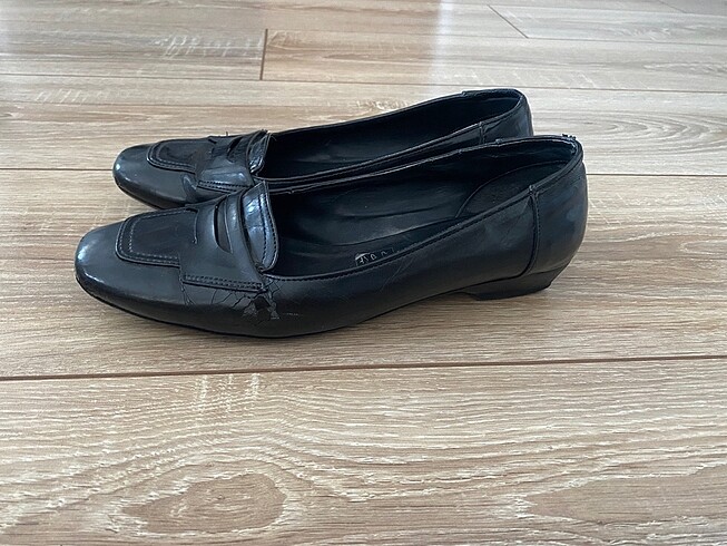 38 Beden Derimod Siyah Rugan Loafer Ayakkabı