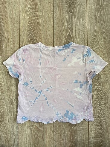 Mavi Jeans batik desenli lila pamuklu kısa üst
