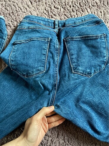 26 Beden lacivert Renk Koton paça detaylı jean