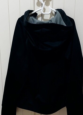 Nike'ın yeni erkek çocuk kapüşonlu - Görsel 2