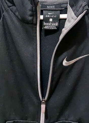 Nike'ın yeni erkek çocuk kapüşonlu - Görsel 5