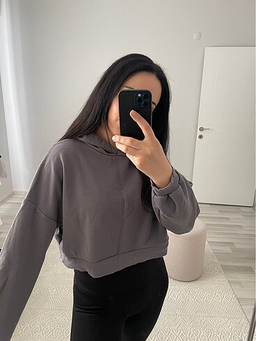Crop sweatshirt