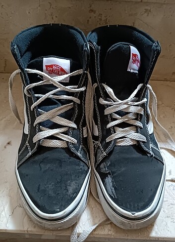 Bilekli Vans
