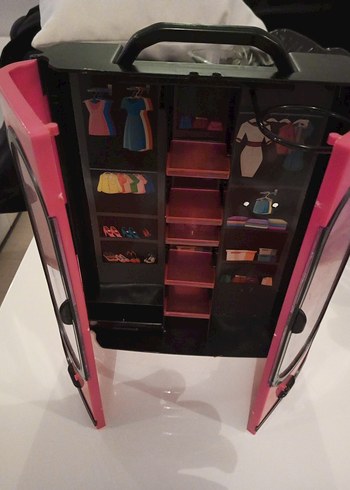 Barbie gardırop oyuncak - Görsel 3