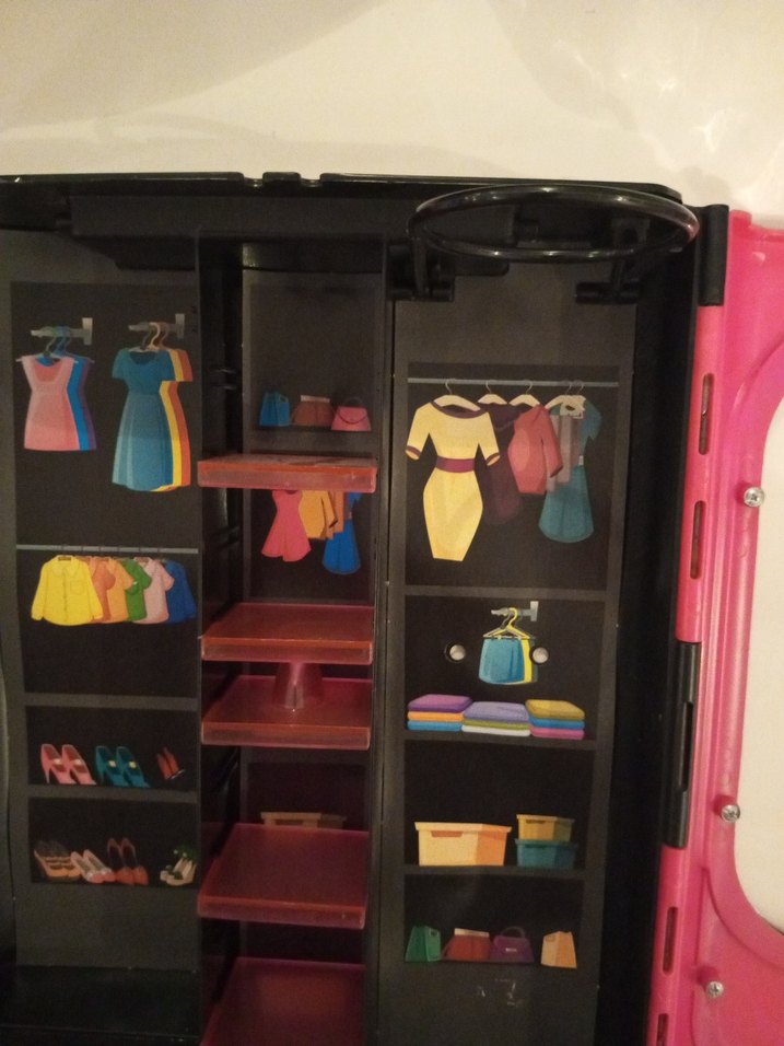 Barbie gardırop oyuncak - Görsel 2