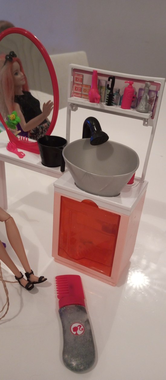 Barbie kuaför salonu - Görsel 2
