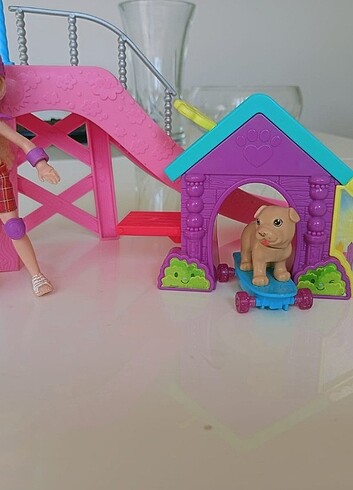  Barbie- Chelsea nin KayKay Pisti