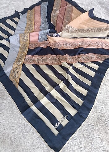 Silk & Cashmere İpek esarp