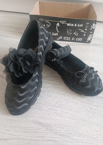 Kız Çocuk Siyah Fırfırlı Gotik Babet - Görsel 5