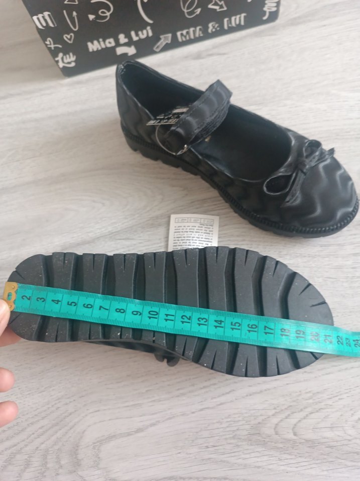 Kız Çocuk Siyah Fırfırlı Gotik Babet - Görsel 2