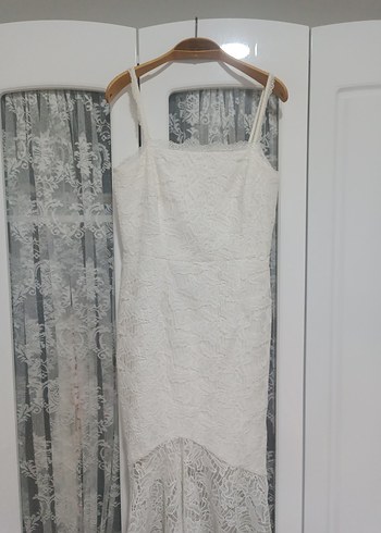 Dantel Detaylı Beyaz Midi Abiye Elbise - Görsel 2