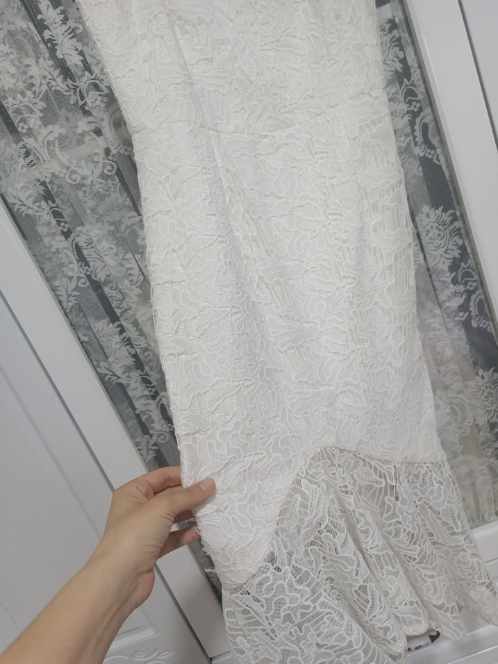 Dantel Detaylı Beyaz Midi Abiye Elbise - Görsel 4