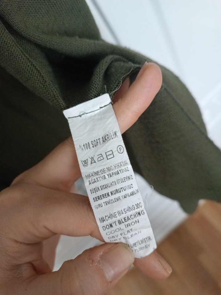 Uzun Kollu Salaş Haki Kadın Hırka - Görsel 4