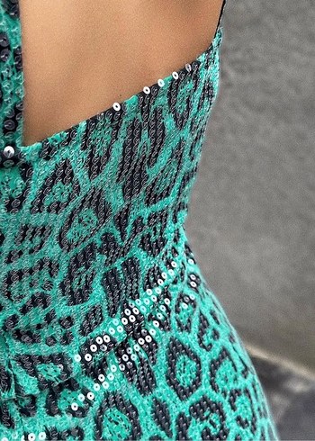 Turkuaz Yılan Desenli Uzun Elbise - Görsel 2