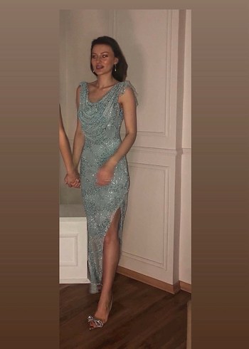 Mavi gece elbisesi - Görsel 2