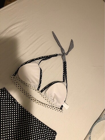 m Beden siyah Renk Bikini ???? puantiyeli