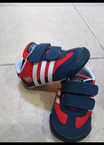 Adidas Adidas ilk adım ayakkabısı 