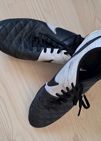 Erkek Siyah Beyaz Futbol Ayakkabısı Velcro